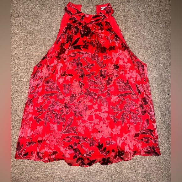 Alice & Olivia Ingrid Floral Print Satin Halter Top in Red - Picture 7 of 7